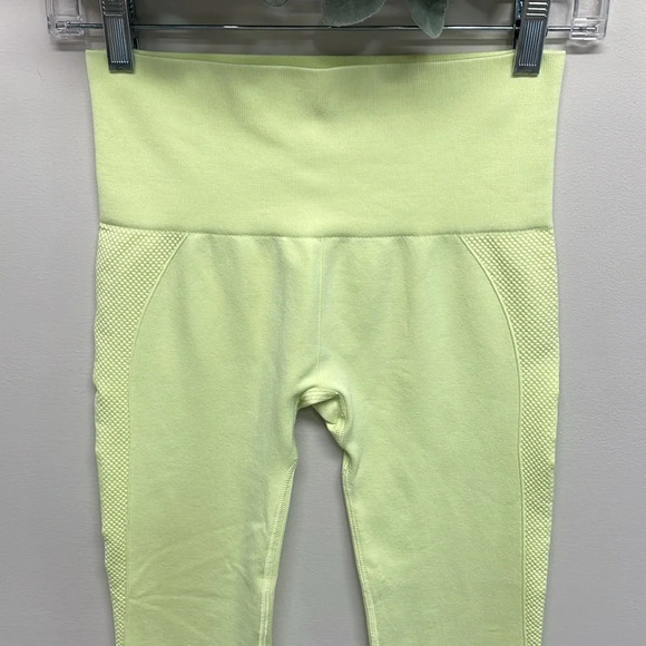 Tek Gear High Rise Workout Leggings Yellow S - Picture 2 of 14